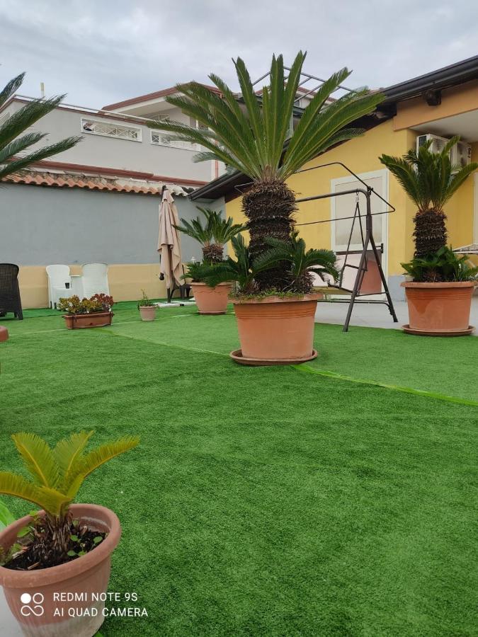 Hotel Stefany Lago Patria Bagian luar foto