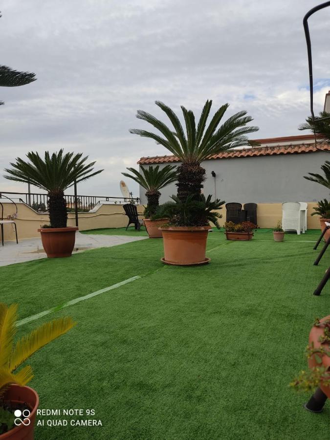 Hotel Stefany Lago Patria Bagian luar foto